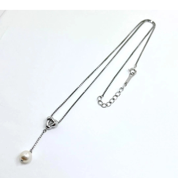 Tasaki Noevir Akoya Pearl & Diamond
Lariat Pendant Necklace*Silver *15-16"
Chain - Picture 4 of 11